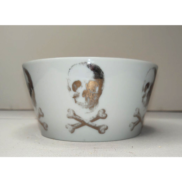 Z Gallerie Dining Z Gallerie Skull Crossbones Jolly Roger Halloween